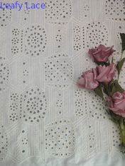 le tissu de Tulle de paillette de la fleur 3D a brodé le style net nuptiale de dentelle