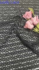 Effet creux en résille de dentelle noire pour robes de soirée artistiques et de mariage