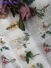 80 yards du coton 9 de tissu floral de la dentelle 3D brodé par couleurs