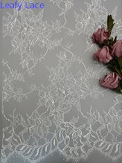 Tissu floral 145CM blanc en nylon de Tulle Mesh Fabric Embroidery Soft Lace de dentelle de 100%