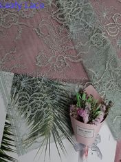 Tissu métallique de dentelle de feston de Lurex de cil français de Chantilly