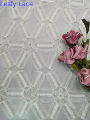 Tissu floral blanc Mesh Cording Embroidery de dentelle du tissu 3D de dentelle de crochet
