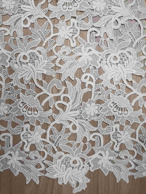 Fer floral chimique de largeur du tissu 119CM de dentelle de broderie sur le support