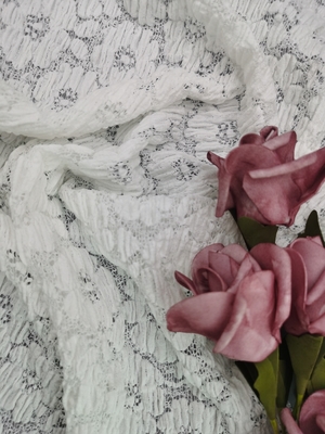 49 pouces de couleur blanche de haute qualité spandex tissu de dentelle florale pour les vêtements de dames femme robe