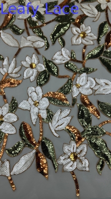 Tissu brodé pour la décoration de la maison