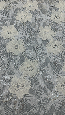 Broderie de paillettes blanches de luxe durables et élégantes de luxe de tricot de fleurs de broderie de tissu de dentelle de tissu de mariage d'anniversaire d'occasions paillettes à carreaux de perles de tissu