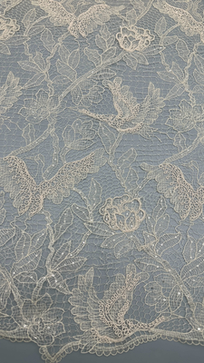 Des tissus de feuilles de séquence en tissu brodé à perles durables et élégants