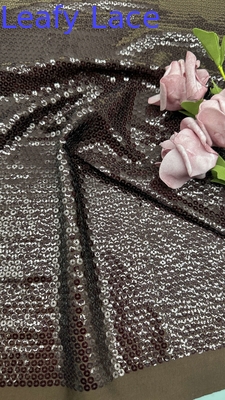 Fabrique de broderie de feuille de paille en polyester à 100% Brille de luxe pour les vêtements