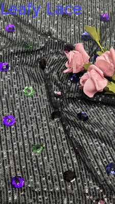 Tissu de dentelle brodée en 3D floral élégant de bordure de mariage