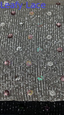 Tissu de dentelle brodée en 3D floral élégant de bordure de mariage