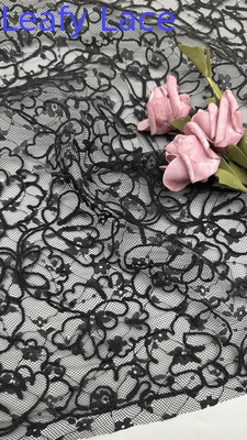 Tissu en maille de tulle Tissu de dentelle brodée pour vêtements de défilé de mode