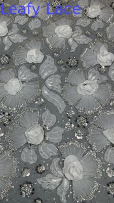 Tissus de dentelle en maille à perles brodés séquins floraux élégants séquins de dentelle en tissu de luxe