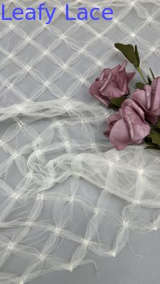 Tissu en dentelle de Chantilly français respirer en plaqué en paillettes en maille en dentelle en tissu à feuilles