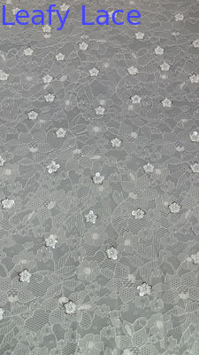 Tissu de dentelle blanche française de Chantilly Luxe dentelle à paillettes pour robes de soirée et modèles de couture