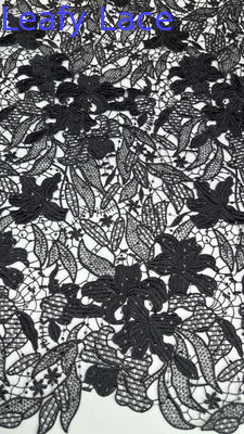 Lace de Chantilly Lace chimique luxueuse Lace en tissu à feuilles romantique Lace pour la couture et les robes de mariage