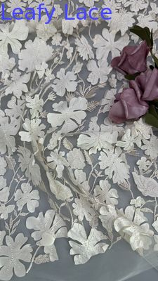 Élégante maille de dentelle florale fondée pour les robes de couture douce légère