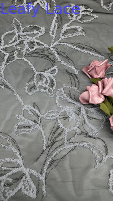 100% de coton brodé de dentelle de tissu de treillis pour les robes Noir couleur or Robes d'anniversaire