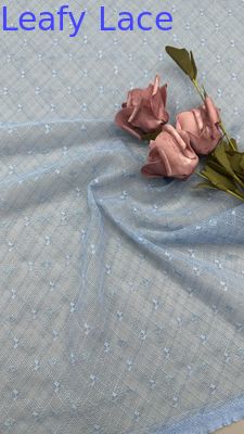 Dentelle en résille teintée en dégradé Effet ombré unique sur tissu en filet ultra-léger pour robes de soirée artistiques