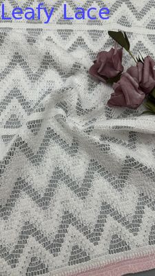 Dentelle Blanche de Luxe Effet Vague Crantée pour Robes de Mariée de Soirée Artistiques