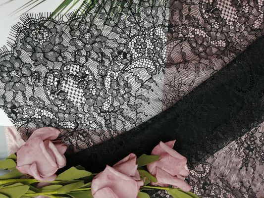 Tulle noir a structuré le tissu noir français de dentelle de Chantilly