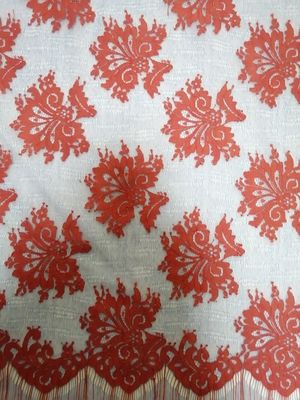 Bord rouge Mesh Fabric brodé floral de feston de cil
