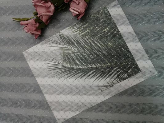 Tissu de dentelle de Grey Polyester Crinckle Mesh Pleated pour la robe de petite fille