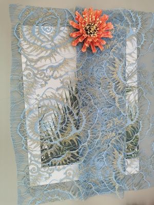 Tissu métallique floral de dentelle