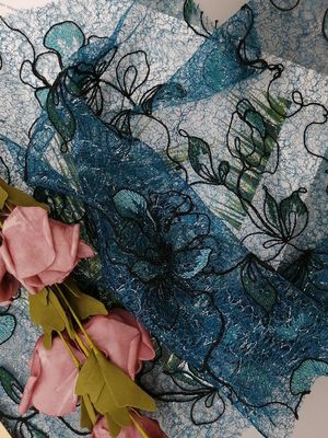 Tissu floral de robe de soirée de Mesh Green Colored Embroidery Fabric de dentelle