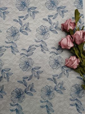 La voile bleue a brodé la maille florale de Tulle de tissu de dentelle