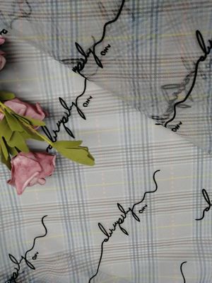Le modèle de lettre d'OEM s'est assemblé Mesh Fabric Printed Tulle Lace