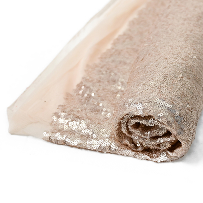 la paillette scintillante de scintillement de 125cm a brodé le tissu pour la robe habillée