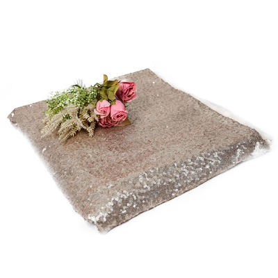 la paillette scintillante de scintillement de 125cm a brodé le tissu pour la robe habillée