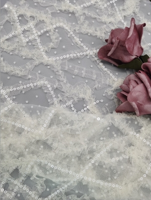la paillette de la fleur 3D a brodé le tissu net nuptiale de dentelle de Tulle de tissu avec la paillette