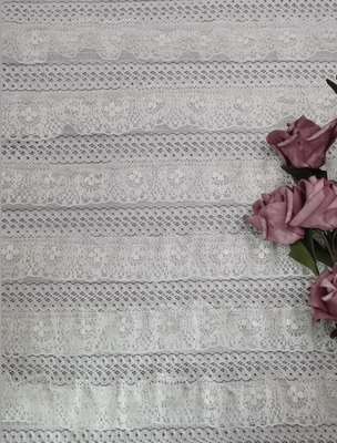 la robe de mariage blanche de tissu de dentelle de broderie lacent le tissu français de dentelle