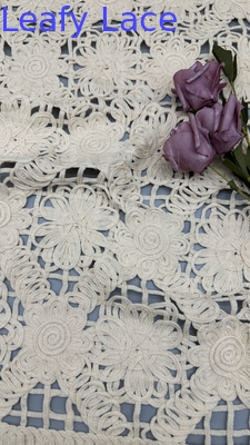100% polyester en dentelle en tissu à carreaux élégante haute qualité pour les robes de fête