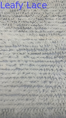 Tissu en dentelle plissée 100% polyester, base en maille respirante Luxar pour robe de mariée