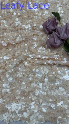 Tissu en dentelle brodée de sequins 100% polyester Luxe pour robe de mariée