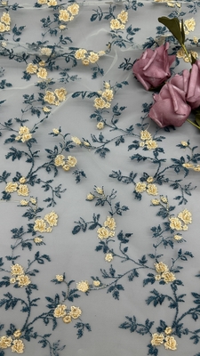 Couleur florale brodée 100% polyester élégant pour les robes de fête