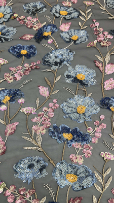 Tissu brodé de pain de sequins floraux 3D de luxe de haute qualité pour robes de soirée
