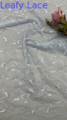 Tissu de dentelle en maille creux élégant et résistant au vent Tissu sur mesure pour les robes