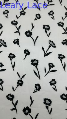 Dentelle en résille floquée de rose traditionnelle de couleur douce, qualité personnalisée pour une robe élégante