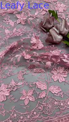 Tissu en dentelle brodée Motif floral Design personnalisé pour robes
