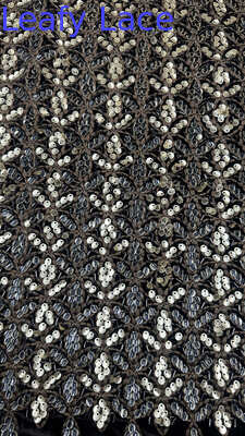 Tissu de dentelle brodé de haute qualité luxueux brodé de conception spéciale pour robes