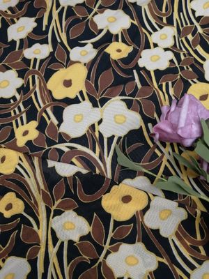OEM Mesh Tulle Printed Lace Fabric a tricoté la largeur de 145CM